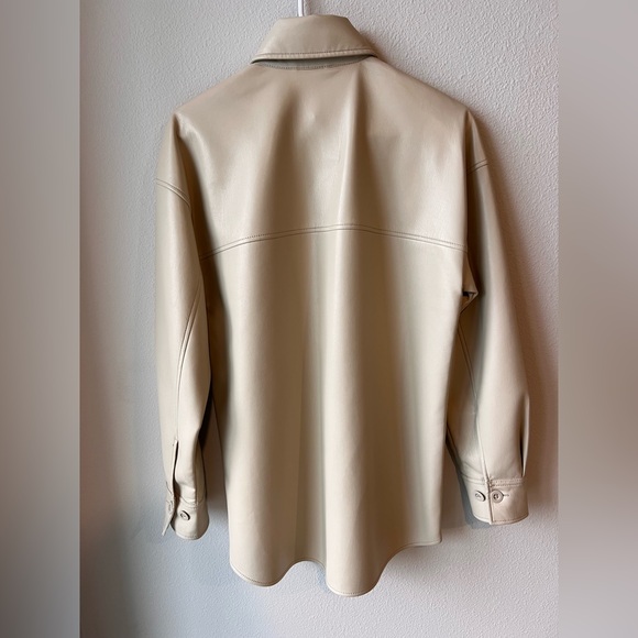 Aritzia Babaton Cream Pelli Shirt Jacket. Women’s Size XS - Picture 4 of 6